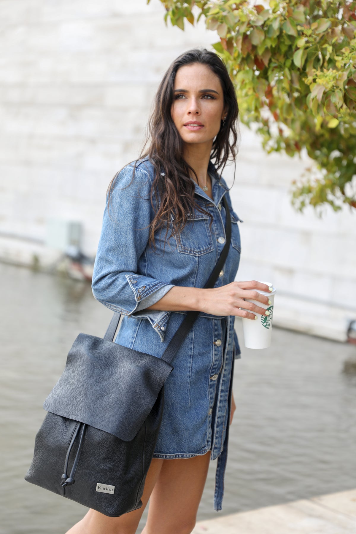 Cartera Mochila Bernardita Negra Karibu