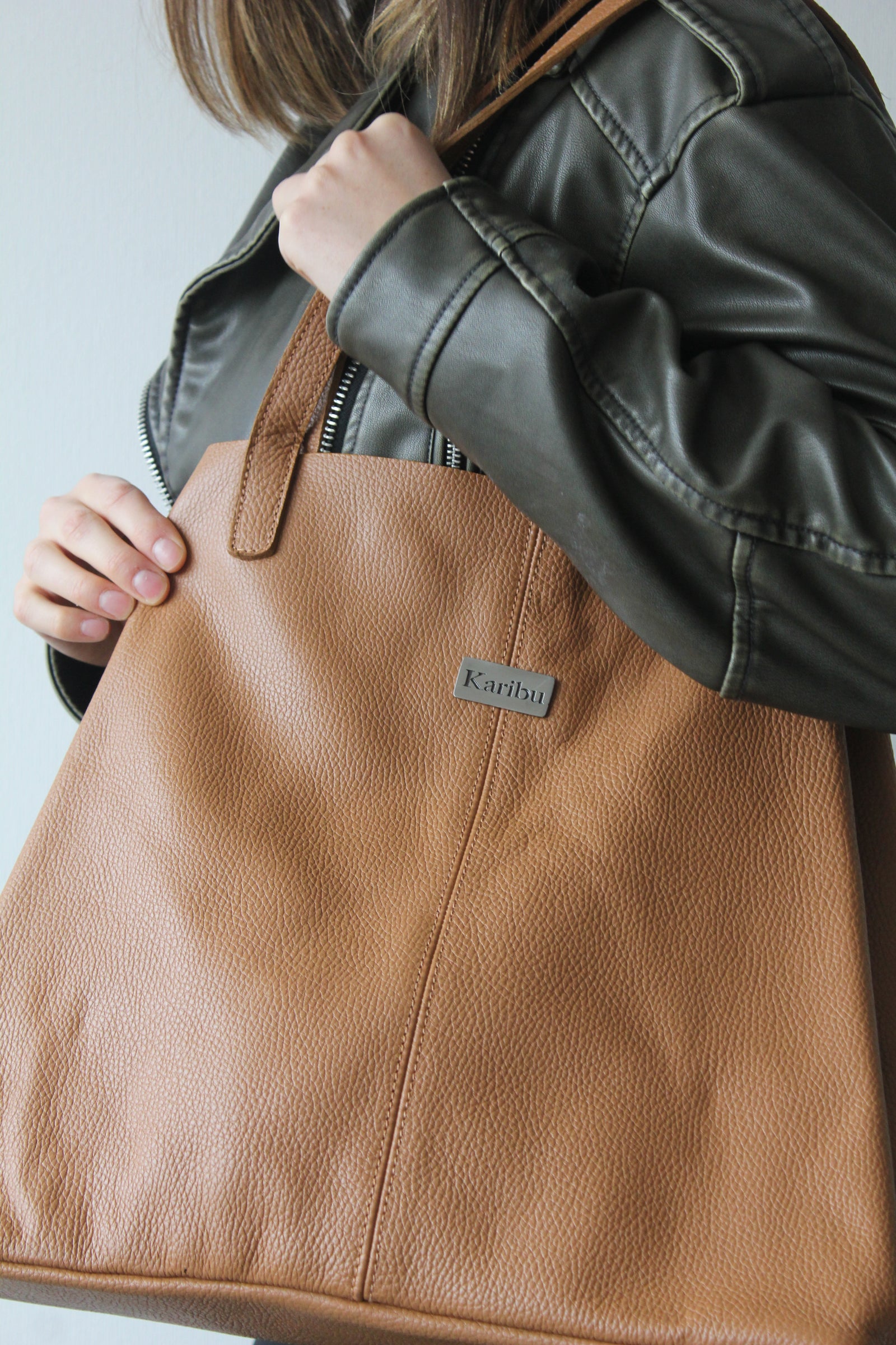 Cartera Paula Cafe Claro