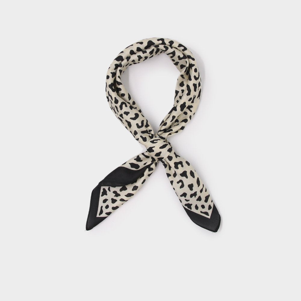 Pañuelo Print Blanco con negro