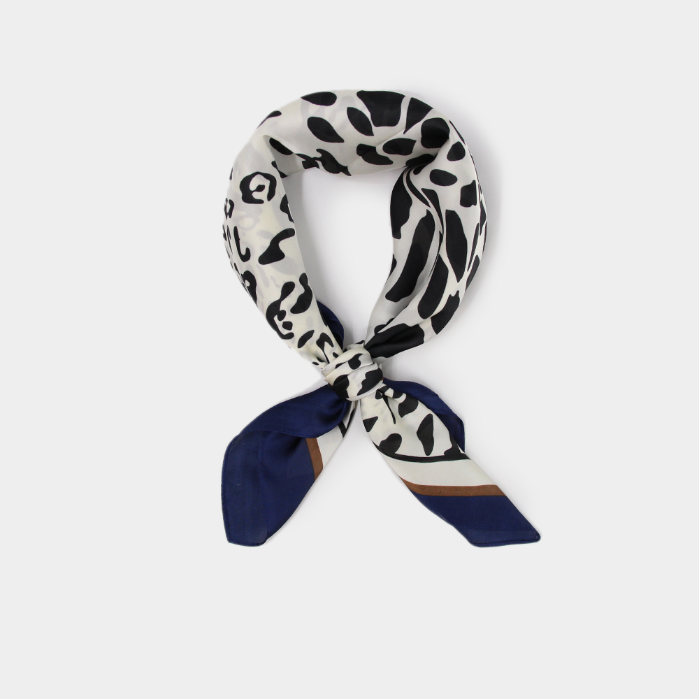 Pañuelo Animal Print Azul con Cafe