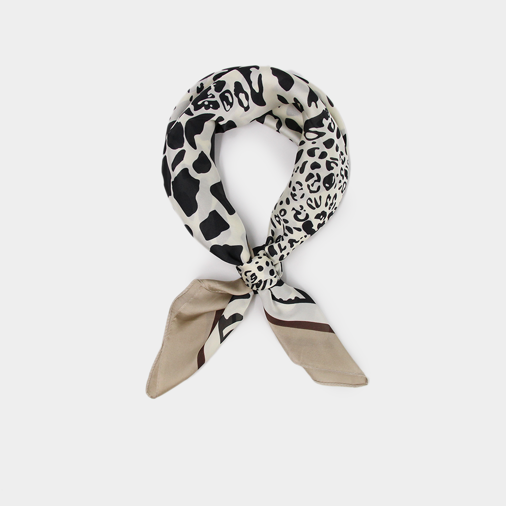 Pañuelo Animal Print Cafe - Crema  y Negro