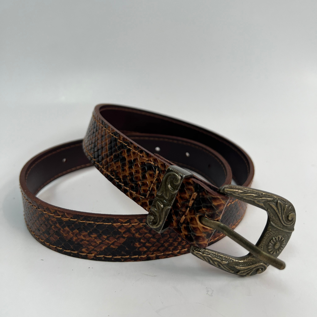 Cinturón Café Diseño oscuro