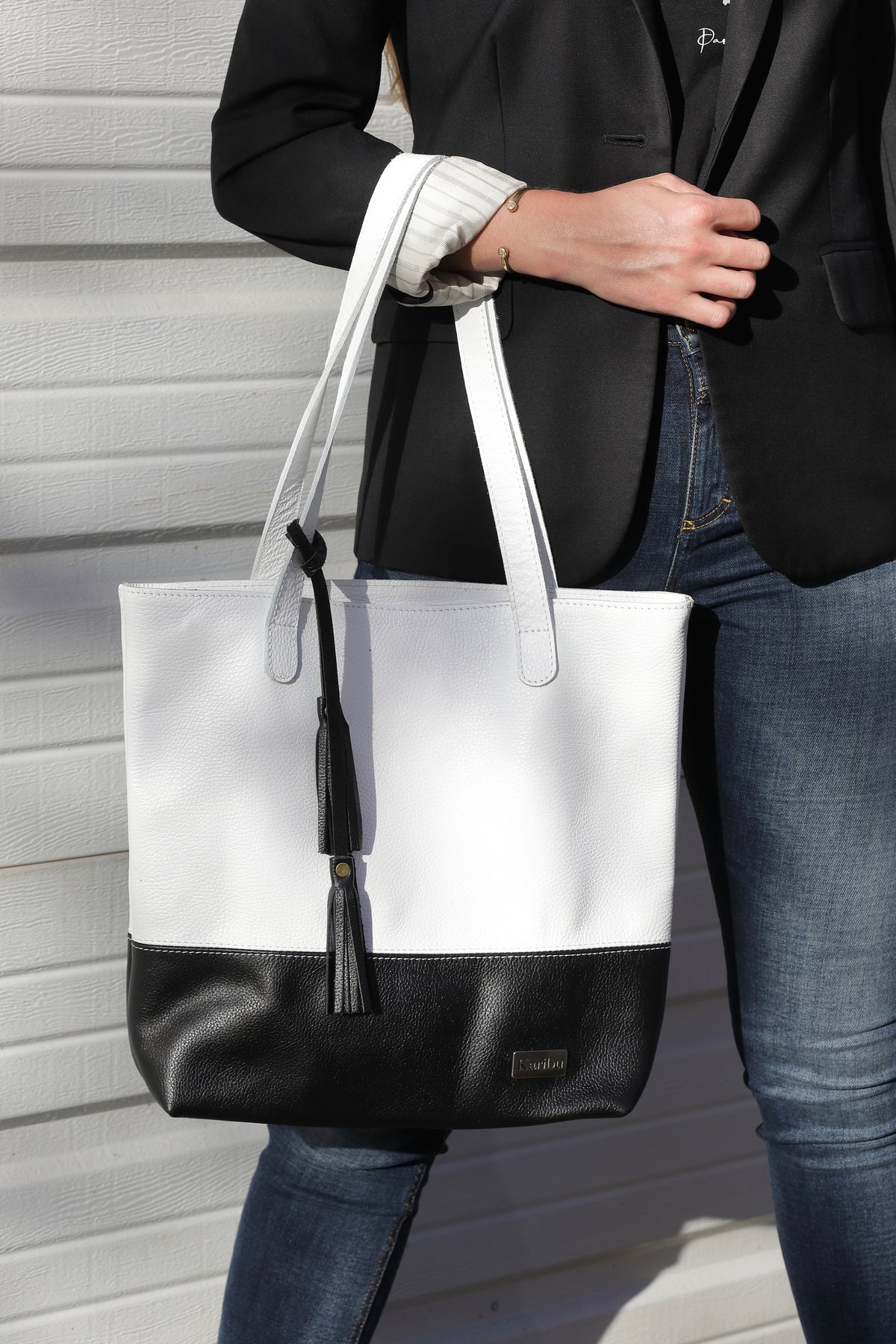 Cartera Victoria Blanca con negro