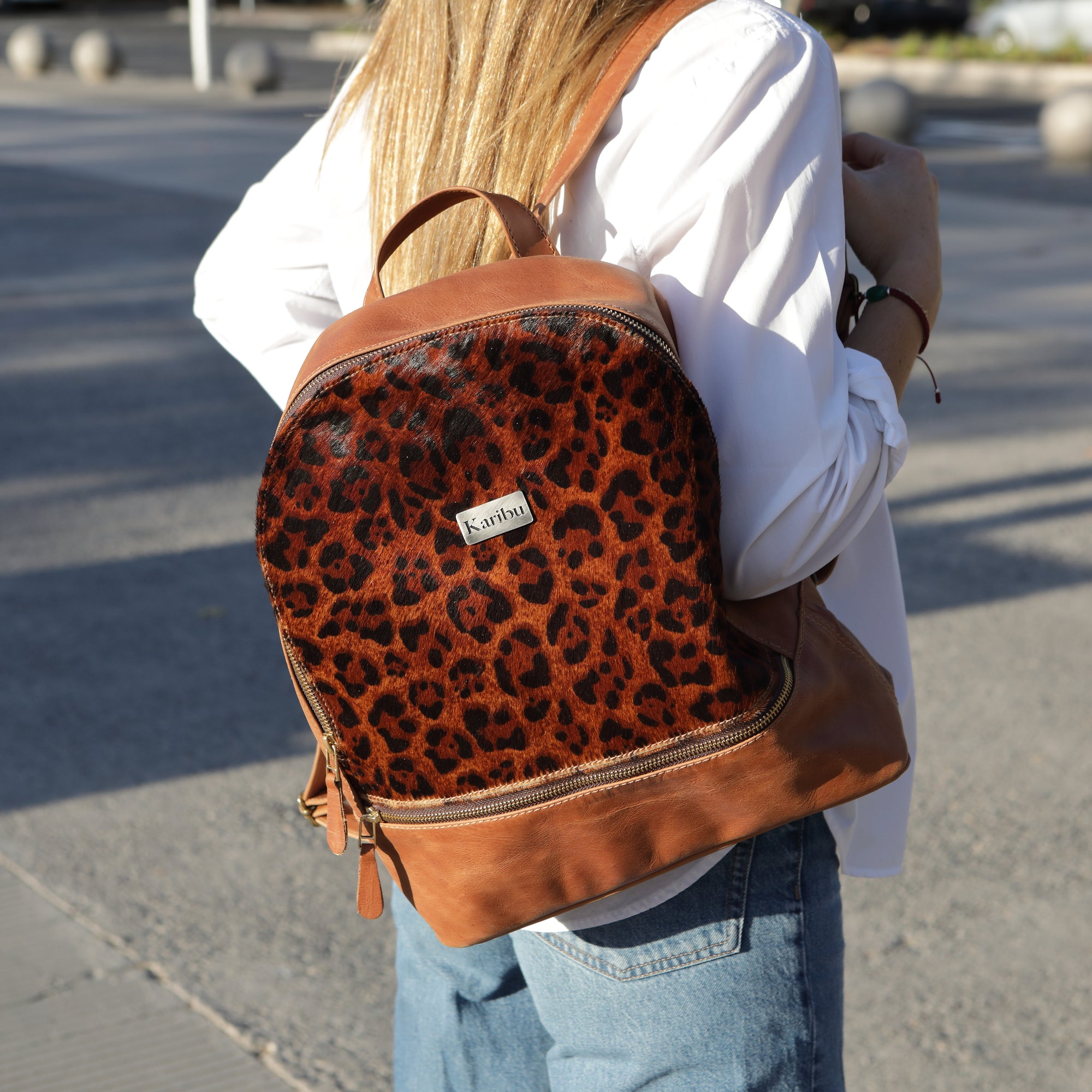 Mochila Martina Café con Print pelos