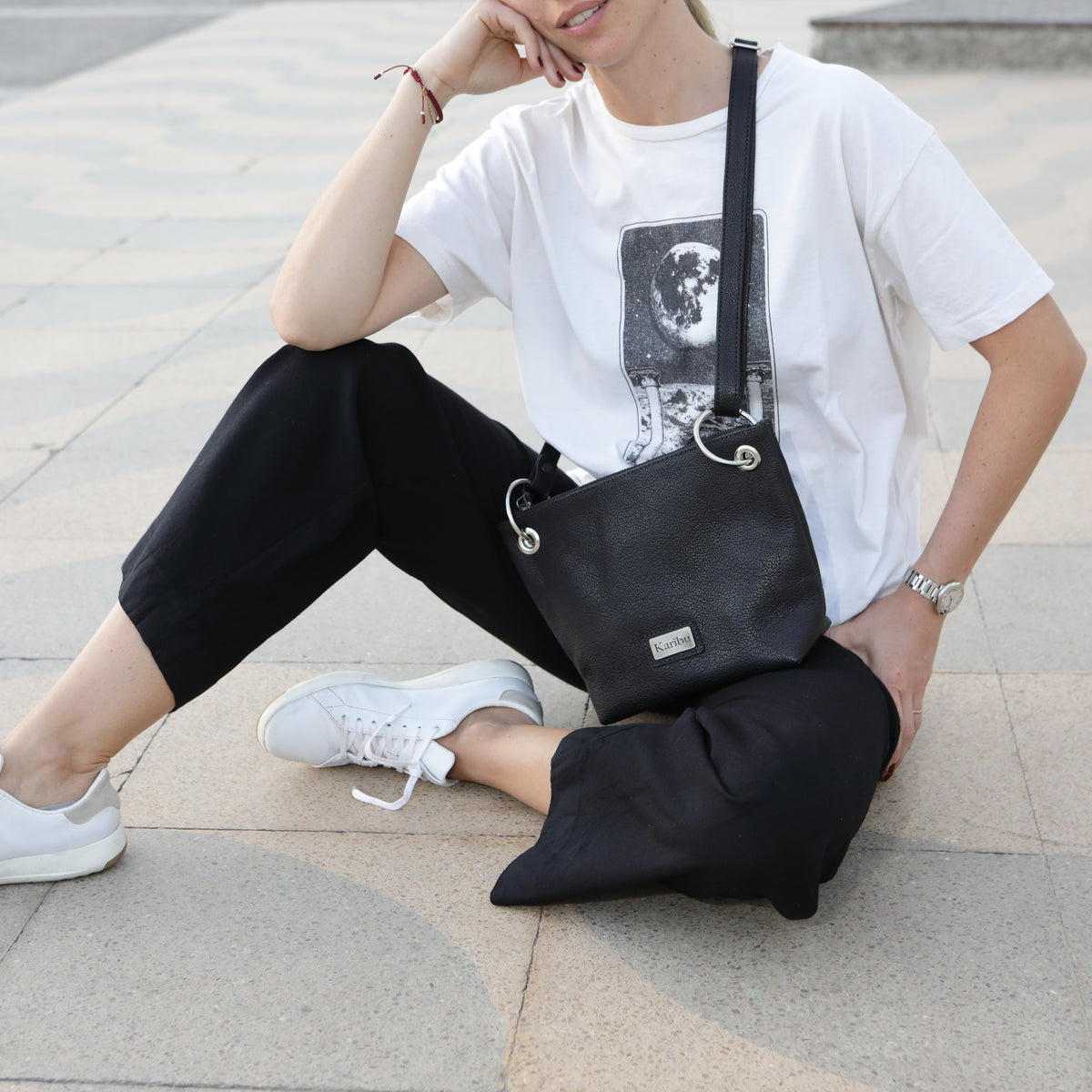 Cartera Josefa negra Poro