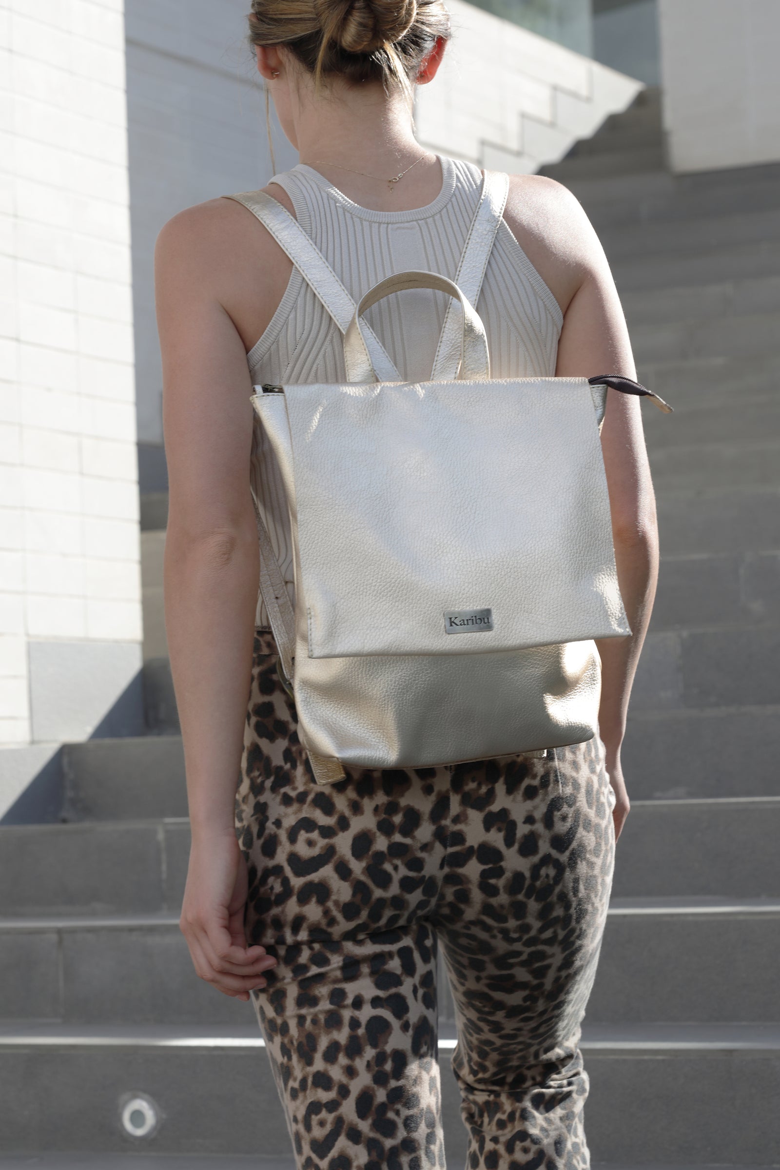 Mochila Valentina Dorada