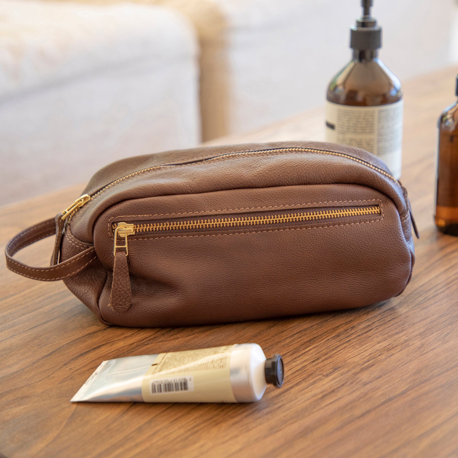 Neceser de cuero Cafe